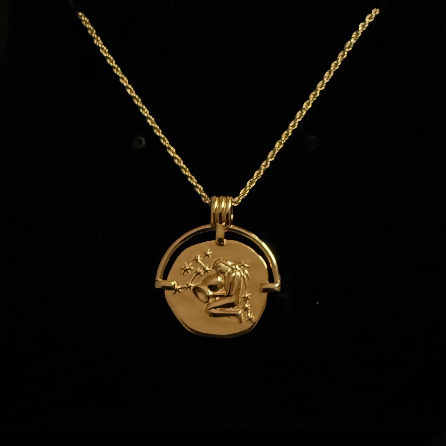 Aquarius Necklace – Vintage Zodiac